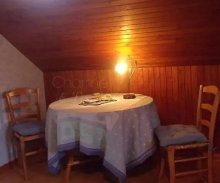 Le Mont Roti D'hotes Гостевой дом 3*